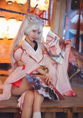 日韩美女模特明内衣秀视频_超清高清在线